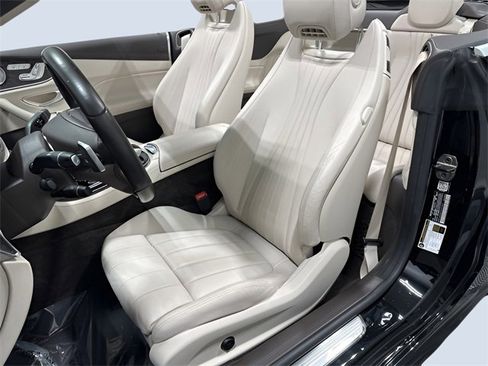 Used 2018 Mercedes-Benz E 400 4MATIC Cabriolet image 29