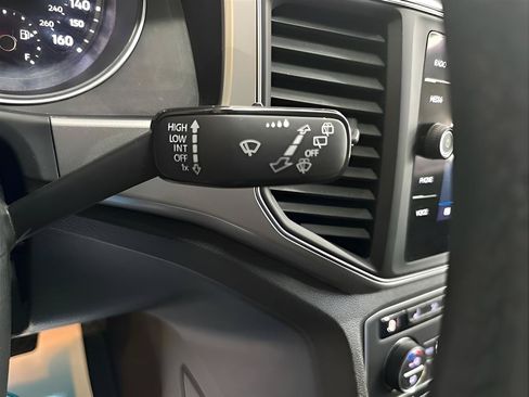 Used 2019 Volkswagen Atlas SE AWD/4WD image 14