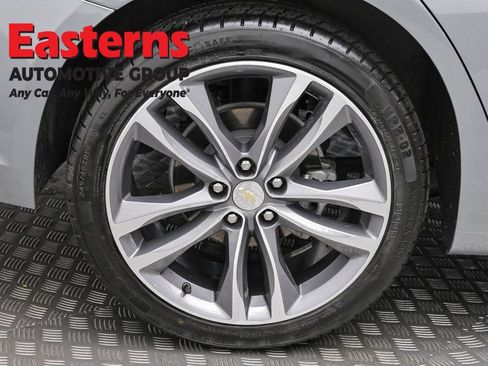Used 2024 Chevrolet Malibu LT FWD image 32