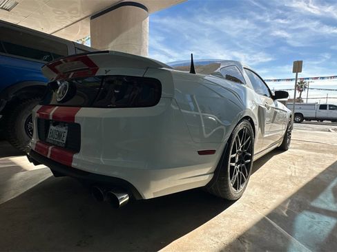 Used 2013 Ford Mustang Shelby GT500 image 4