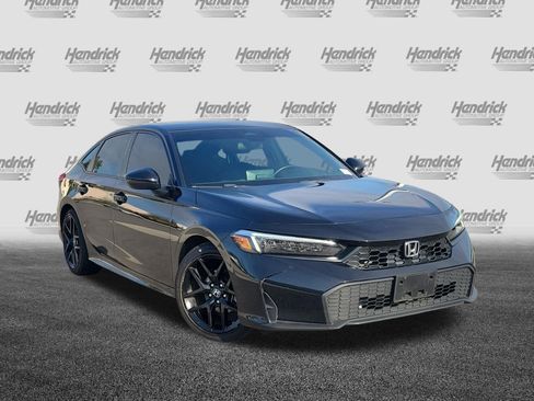 Used 2025 Honda Civic Sport image 2