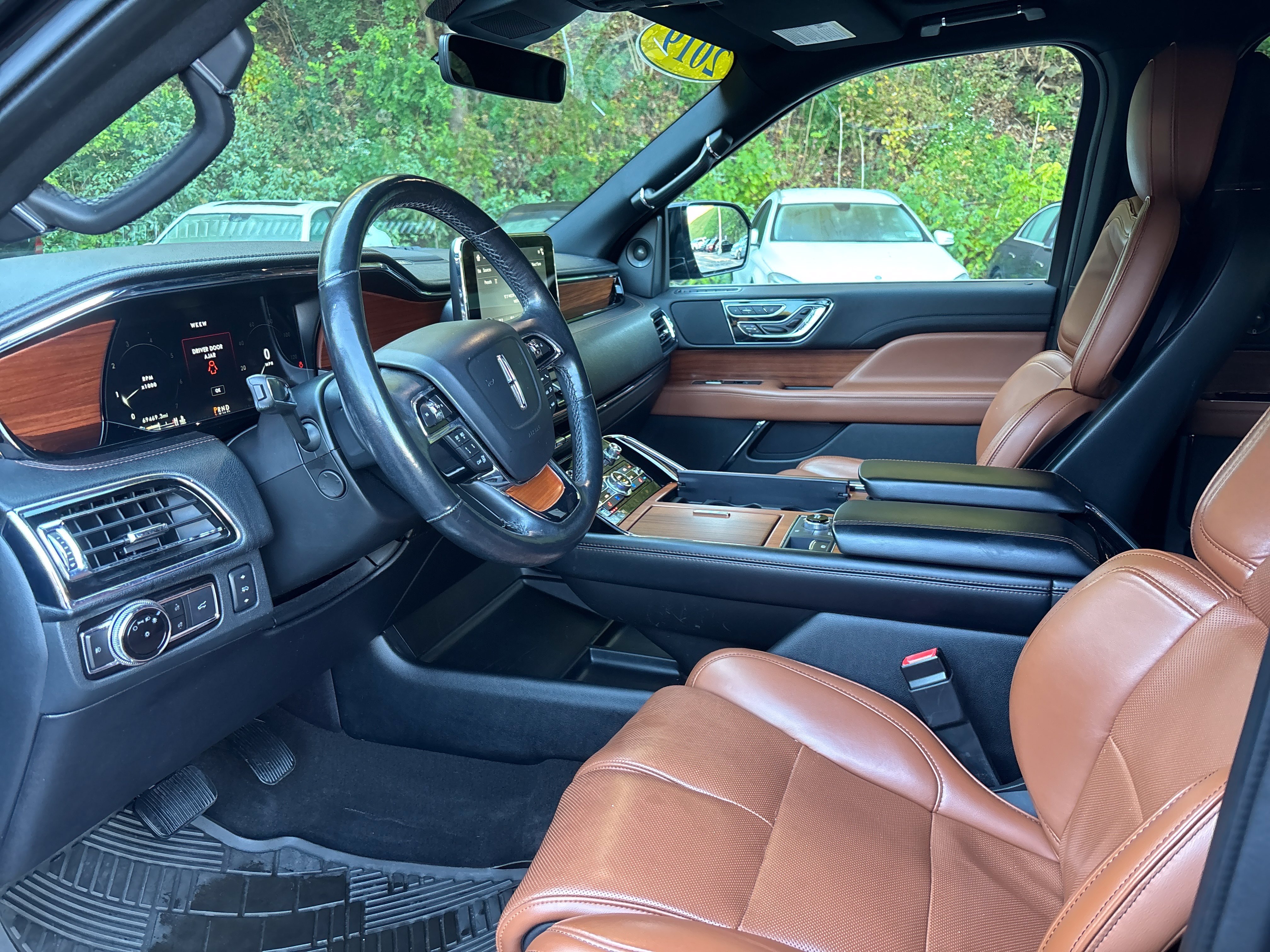 Used 2019 Lincoln Navigator L Reserve AWD/4WD image 13