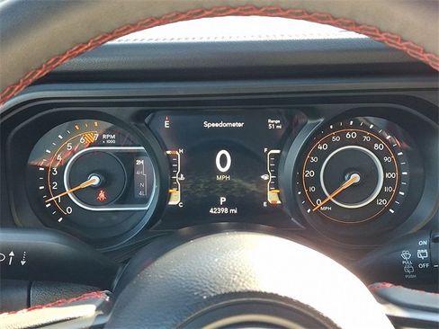 Used 2024 Jeep Wrangler Unlimited Rubicon image 20