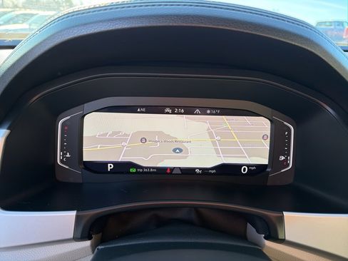 Used 2022 Volkswagen Atlas SEL image 13