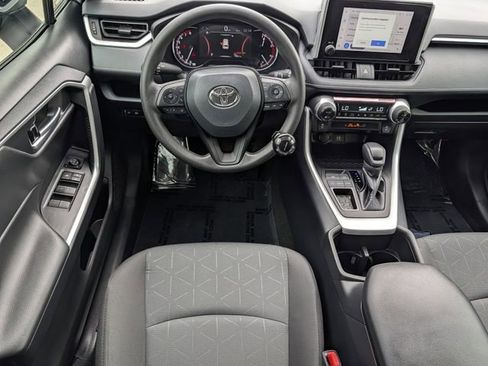 Used 2024 Toyota RAV4 XLE FWD image 12