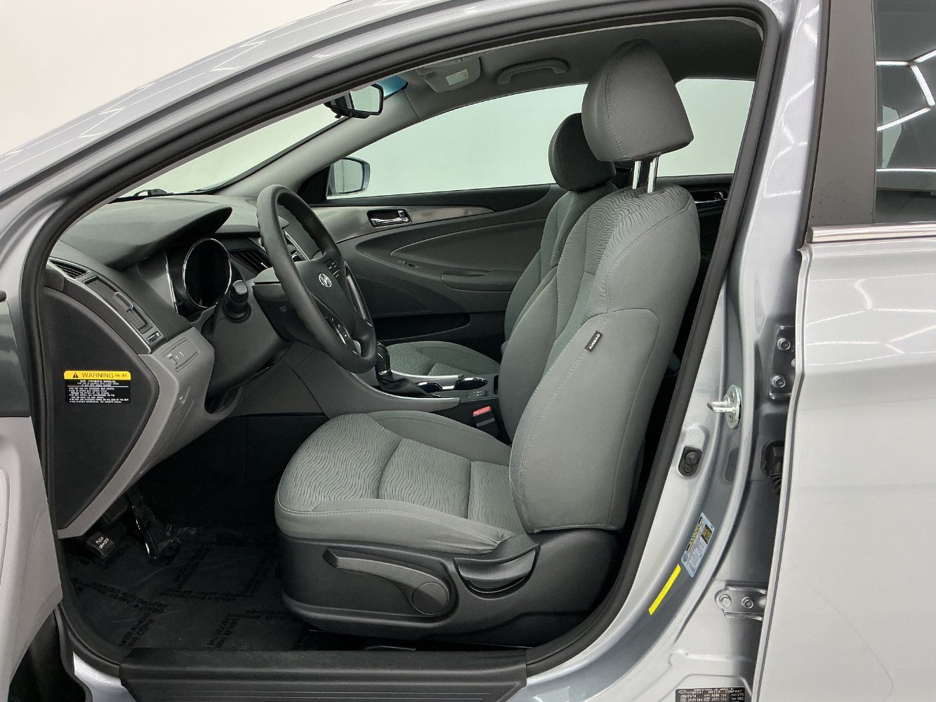 Used 2015 Hyundai Sonata Hybrid FWD image 14