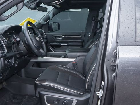 Used 2022 RAM 1500 Laramie w/ Sport Appearance Package AWD/4WD image 7