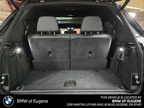Used 2023 BMW X7 M60i w/ Climate Comfort Package AWD/4WD image 33