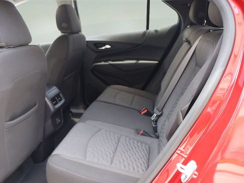 Used 2020 Chevrolet Equinox LT FWD image 13