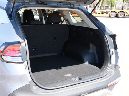 Used 2025 Kia Sportage LX image 22