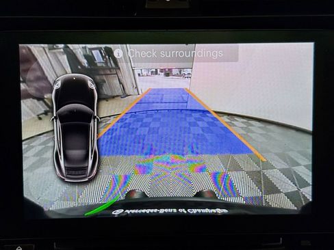 Used 2017 Porsche 911 Carrera image 14