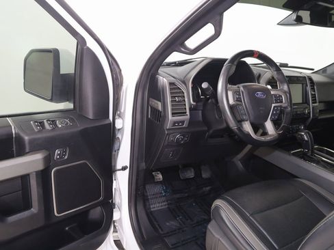 Used 2018 Ford F150 Raptor w/ Equipment Group 802A Luxury image 54