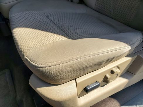 Used 2010 Ford F150 XLT RWD image 16