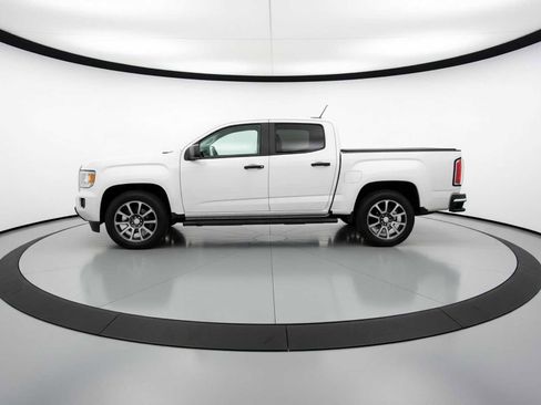 Used 2020 GMC Canyon Denali image 6