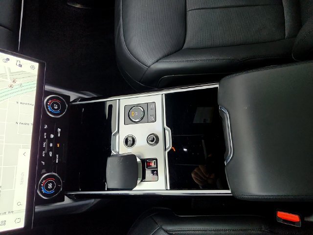 Certified 2023 Land Rover Range Rover SE AWD/4WD image 26