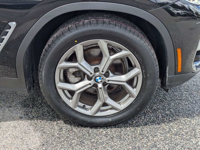 Used 2021 BMW X3 xDrive30i w/ Convenience Package AWD/4WD image 14