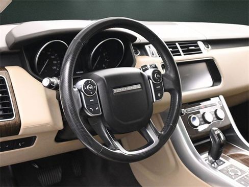 Used 2017 Land Rover Range Rover Sport HSE image 23