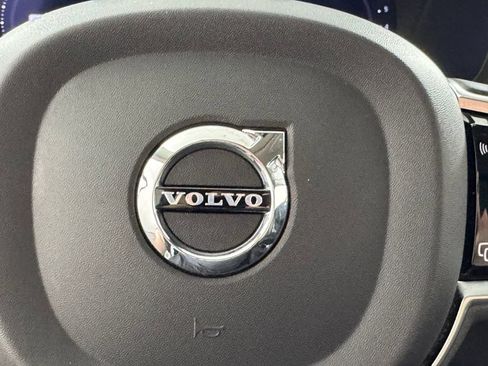 Certified 2024 Volvo XC60 B5 Plus w/ Protection Package Premier AWD/4WD image 29
