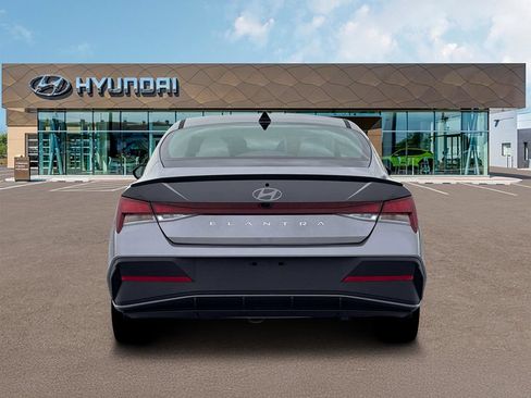 Certified 2026 Hyundai Elantra Sport FWD image 7