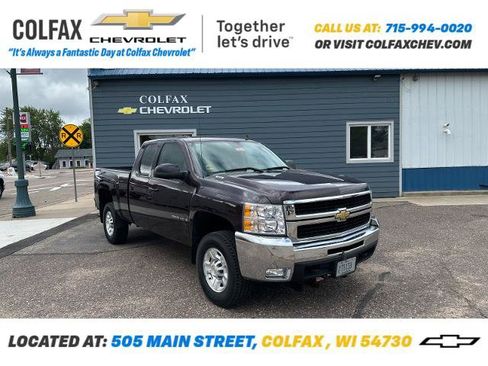 Used 2008 Chevrolet Silverado 2500 LTZ w/ Safety Package AWD/4WD image 1