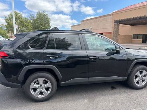Used 2025 Toyota RAV4 XLE w/ Convenience Package image 7