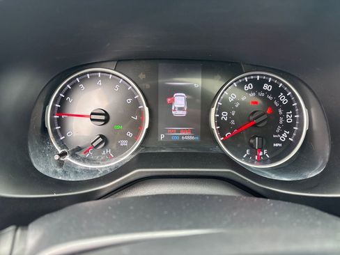 Used 2020 Toyota RAV4 XLE w/ Convenience Package image 25