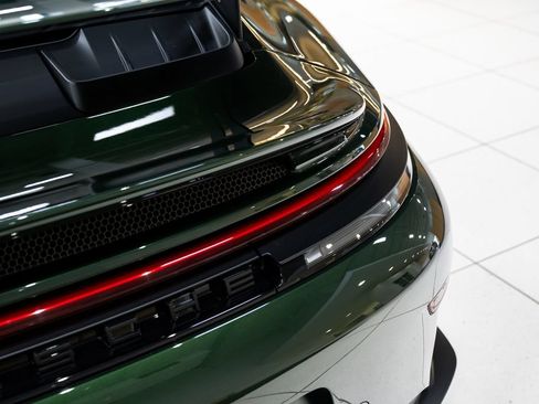 Certified 2026 Porsche 911 GT3 RWD image 41