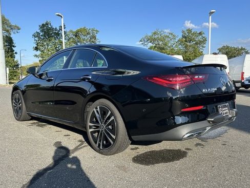 Used 2025 Mercedes-Benz CLA 250 4MATIC image 5