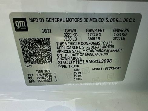 Used 2022 Chevrolet Silverado 1500 High Country w/ Technology Package image 34