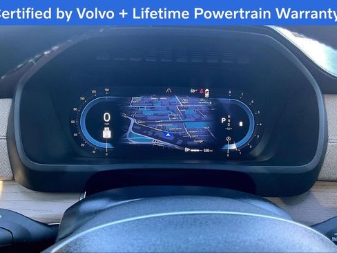 Used 2025 Volvo XC90 B6 Plus image 28