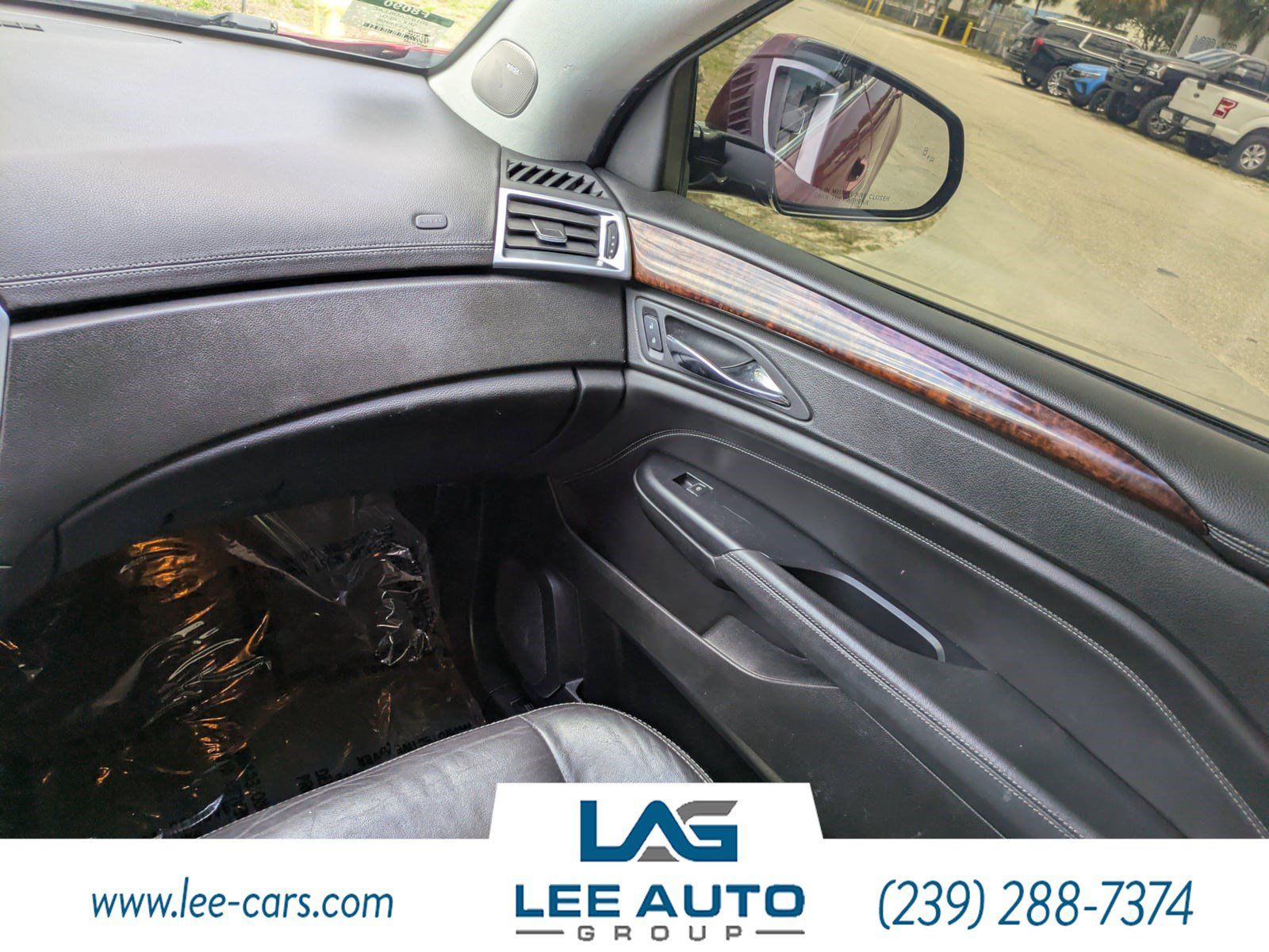 Used 2016 Cadillac SRX Luxury w/ Driver Awareness Package FWD image 15