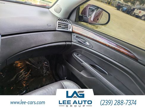Used 2016 Cadillac SRX Luxury w/ Driver Awareness Package FWD image 15