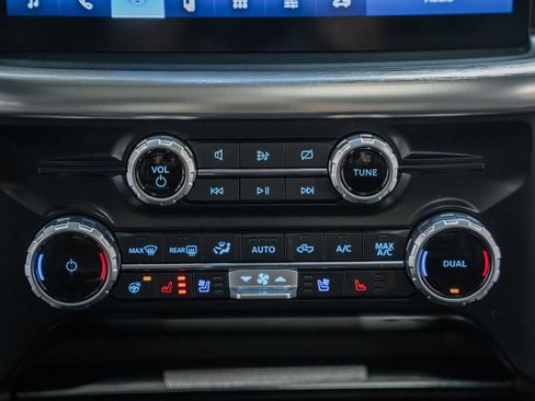 Certified 2023 Ford F150 Lariat w/ Equipment Group 502A High image 32