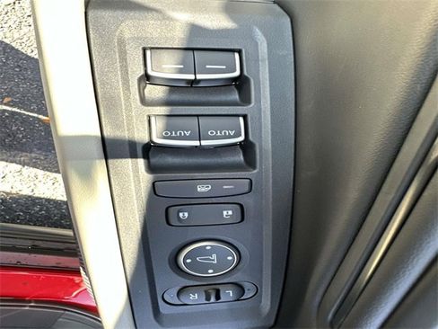 New 2025 Honda Accord SE image 18