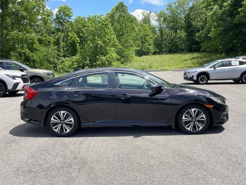 Used 2016 Honda Civic EX-T image 3