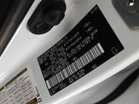 Used 2023 Lexus GX 460 Premium w/ Premium Package image 36