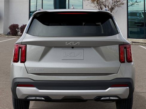 New 2026 Kia Sorento S image 13
