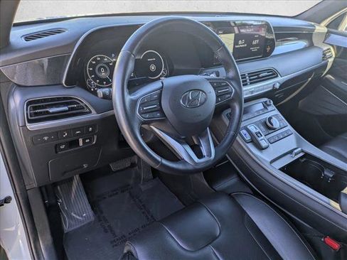 Used 2020 Hyundai Palisade Limited w/ Winter Weather Package image 11