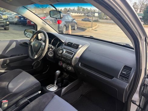 Used 2008 Honda Fit Sport image 14