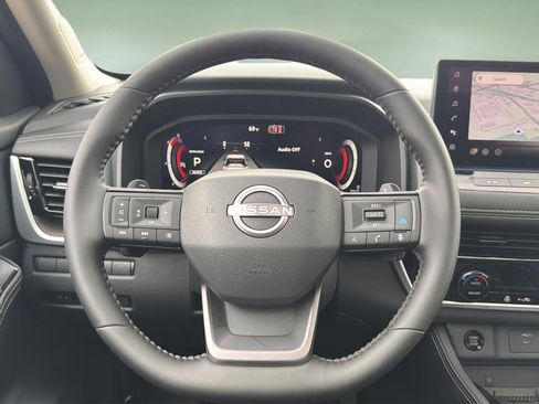 New 2026 Nissan Rogue Platinum AWD/4WD image 9