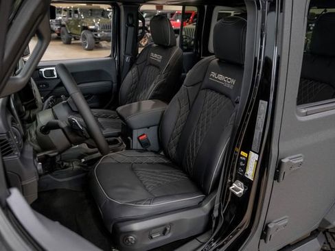Used 2024 Jeep Wrangler Unlimited Rubicon 392 image 17