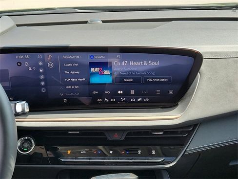 New 2025 Buick Envision Sport Touring image 27