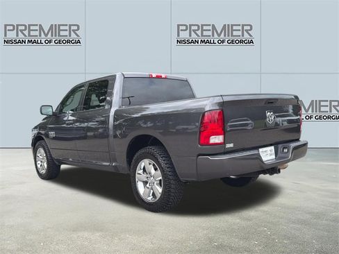Used 2020 RAM 1500 Express RWD image 18