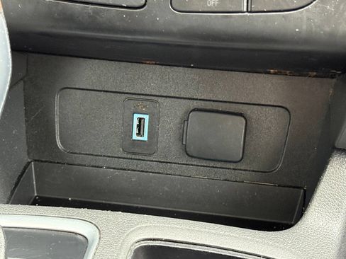 Used 2019 Ford Escape SE FWD image 23