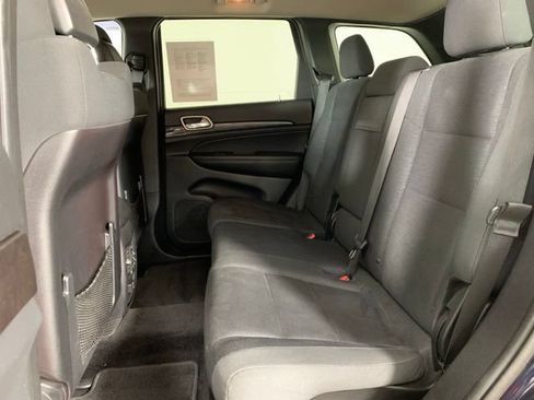 Used 2011 Jeep Grand Cherokee Laredo w/ Security & Convenience Group AWD/4WD image 8