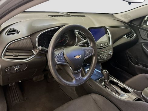 Used 2019 Chevrolet Malibu LT FWD image 18