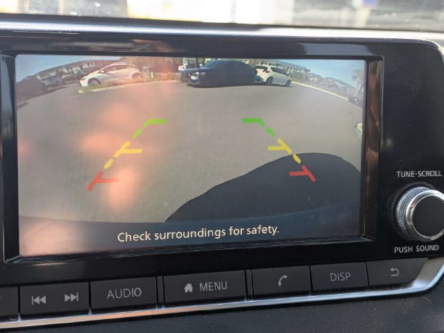 Used 2025 Nissan Sentra S FWD image 20