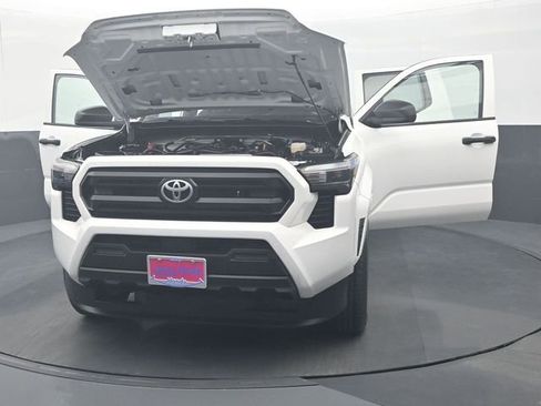 Used 2024 Toyota Tacoma SR image 37
