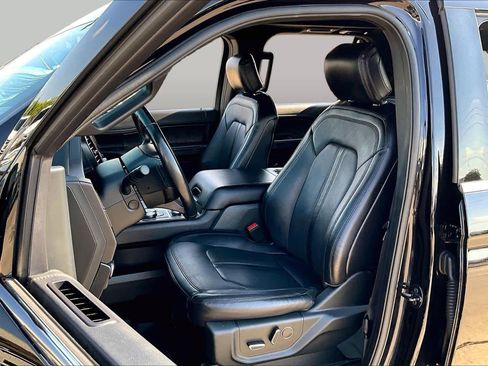 Used 2020 Ford Expedition Limited w/ Special Edition Package AWD/4WD image 8