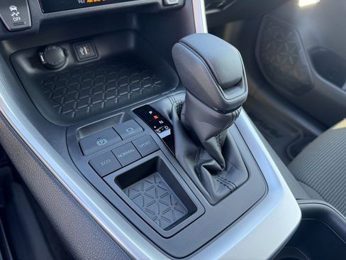 New 2025 Toyota RAV4 LE image 10